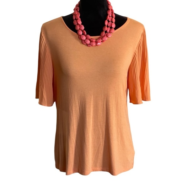 TALBOTS PLEATED CORAL CREW NECK TEE SZ MED - Picture 2 of 12